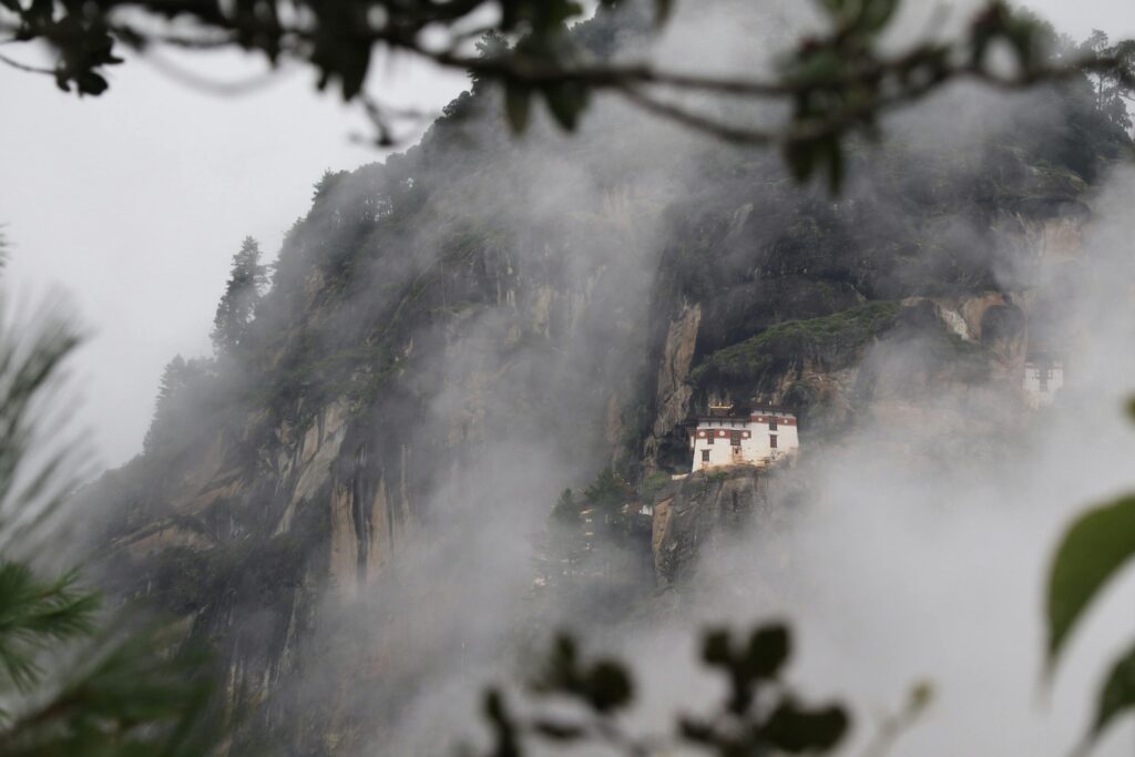 Chomolhari Trekking
